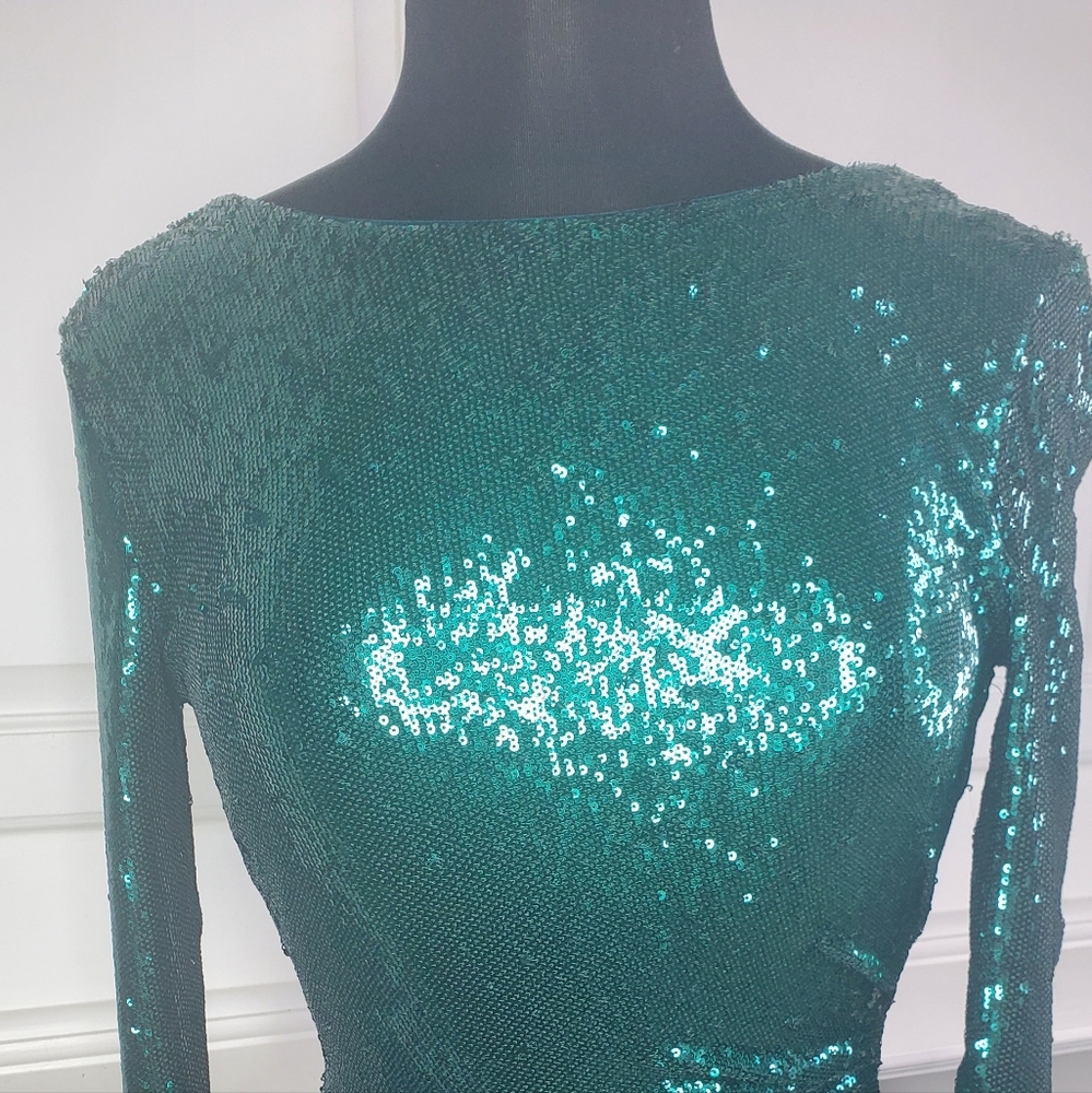 DRESS THE POPULATION GREEN SEQUIN DRESS